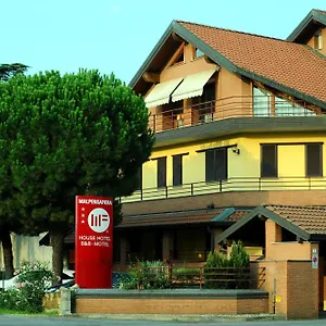 Malpensafiera Aparthotel